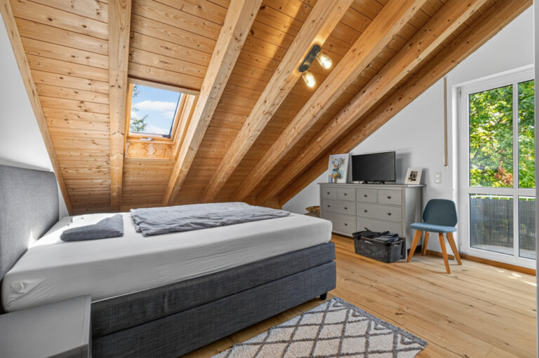 DG Wohnung Schlafzimmer